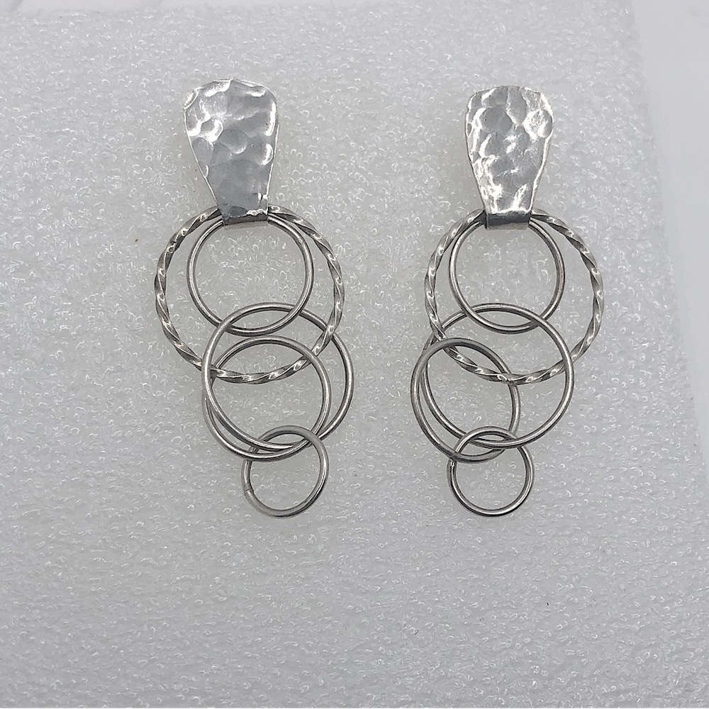 Vtg Sterling Silver Hammered Design Connected Circles Stud Earrings 2”